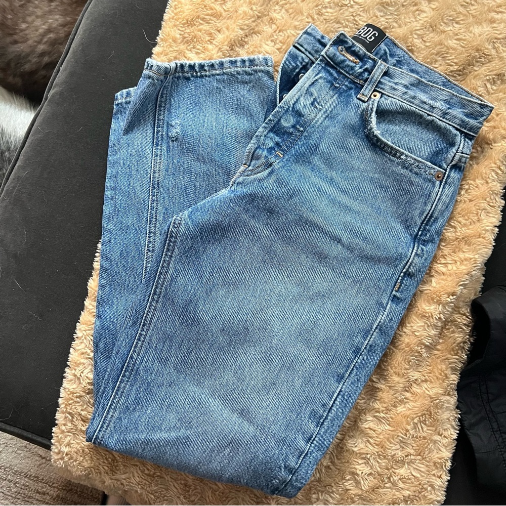 BDG straight high rise jean